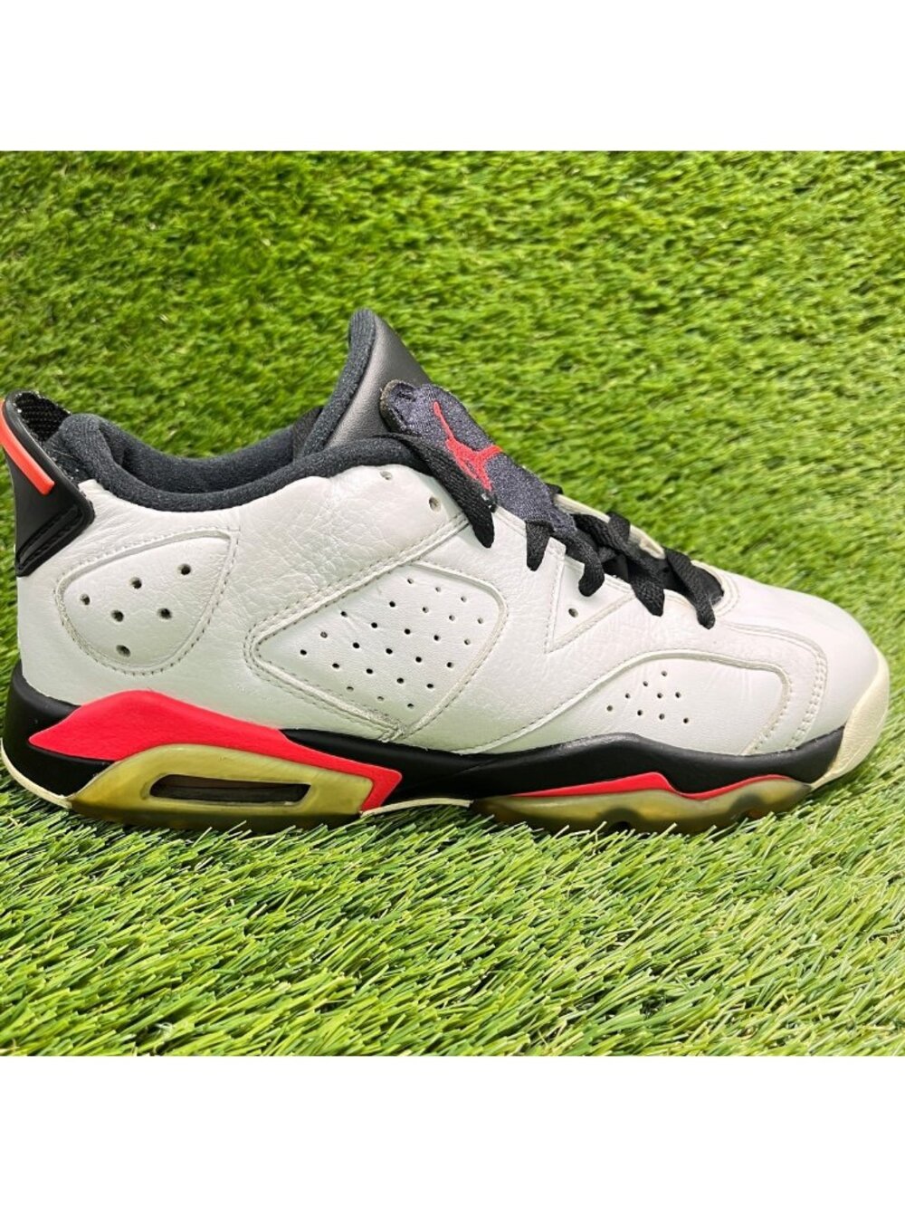 Nike Air Jordan 6 Retro Low Boys Size 7Y White Black Basketball Shoes Sneakers